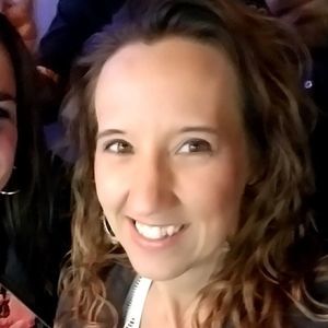 Meet your Posher, Stacy